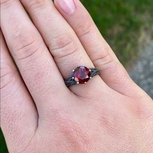 Round Cut Garnet Ring